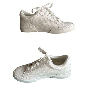 A New Day Maddison Sneakers with Memory Foam Insole White Sneaker Size 6.5